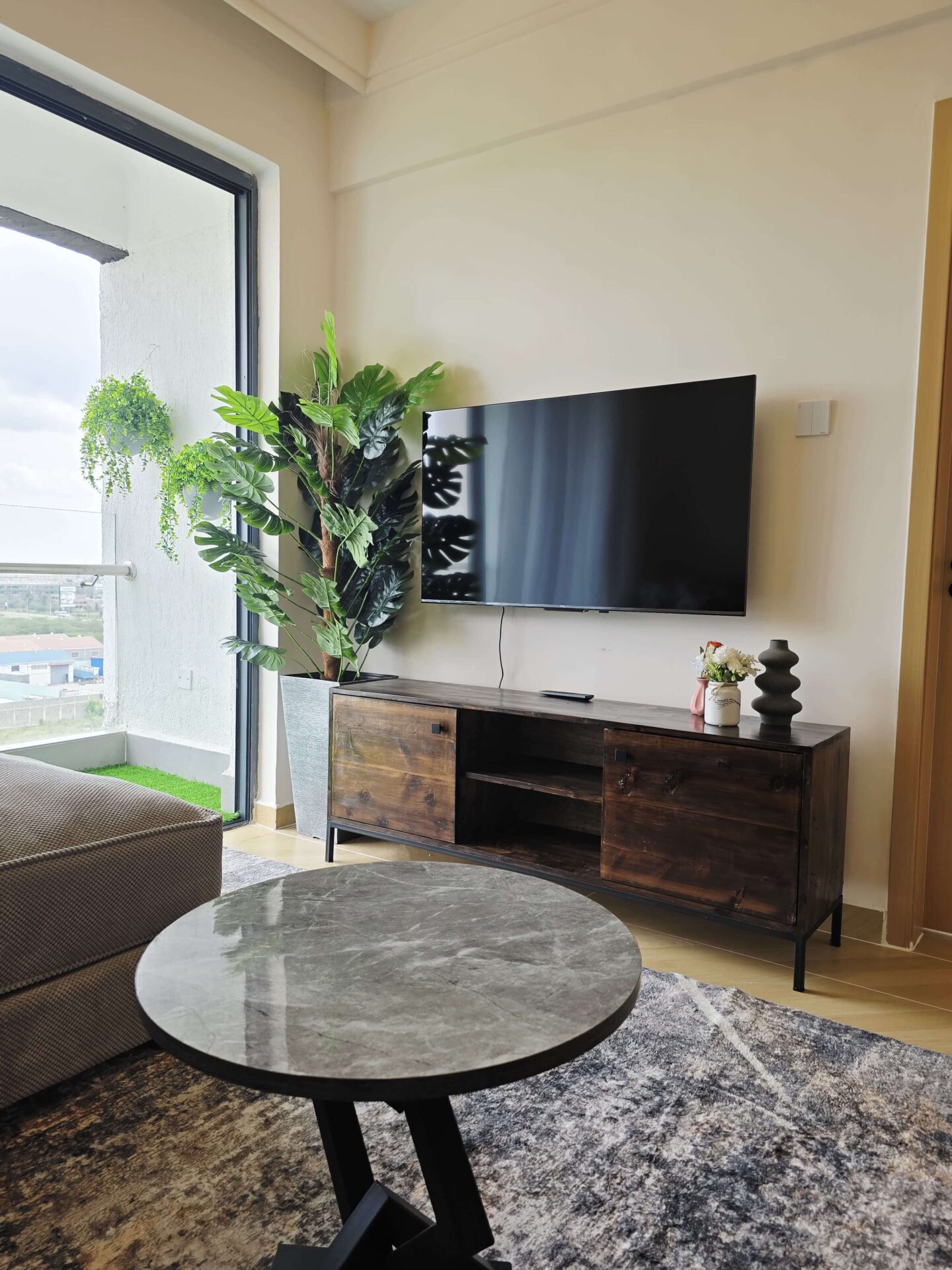 Artesano Executive One Bedroom Airbnb Syokimau near SGR