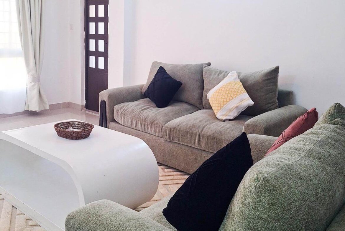 Spacious Modern Airbnb in Ruaka