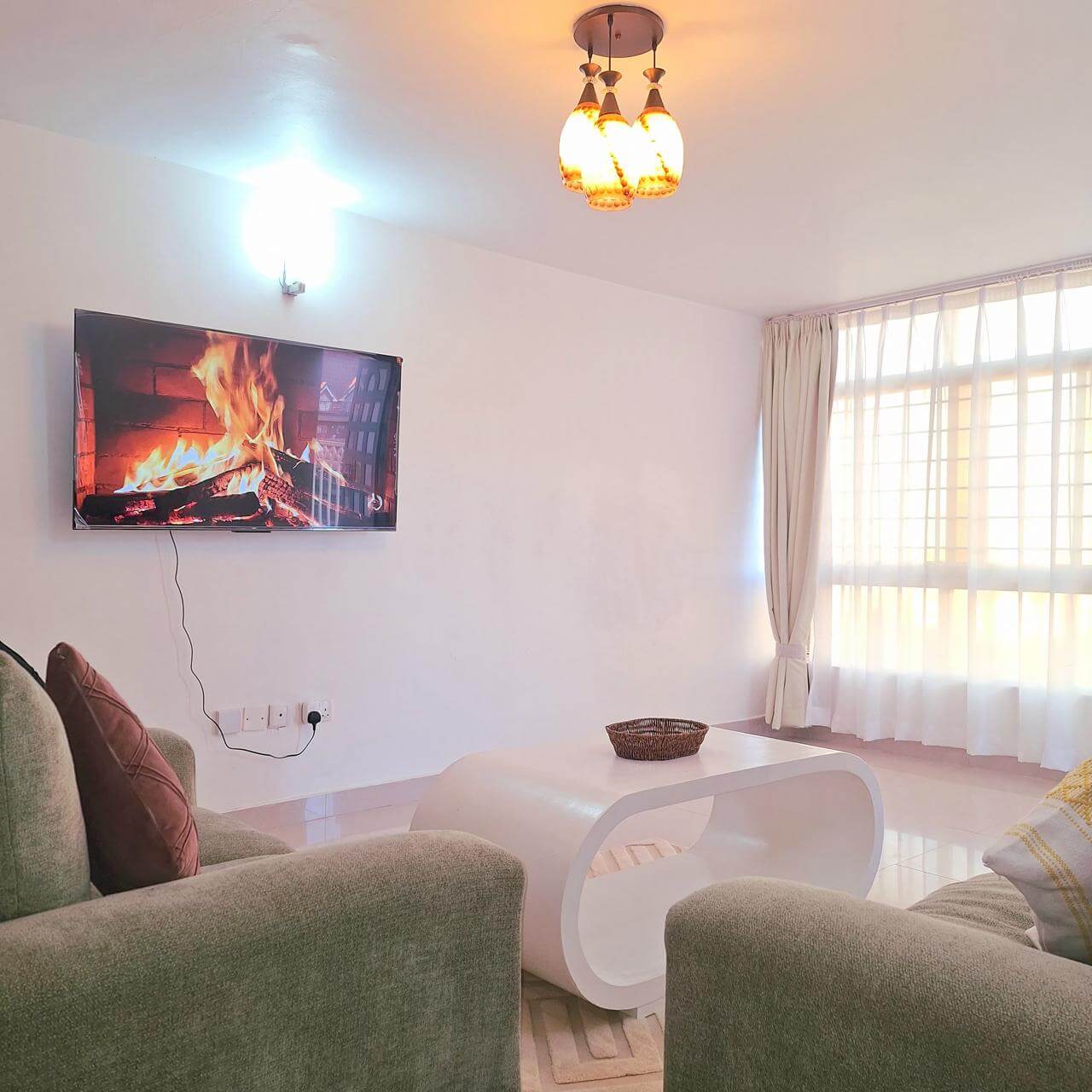 Spacious Modern Airbnb in Ruaka