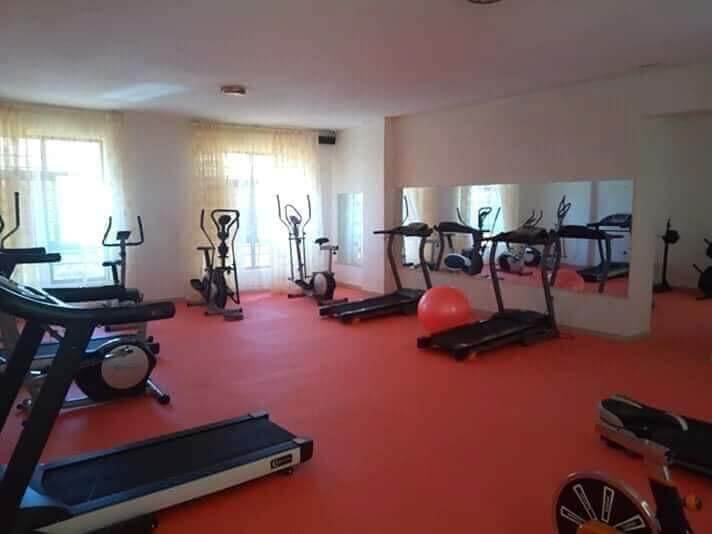 Spacious Modern Airbnb in Ruaka with Gym